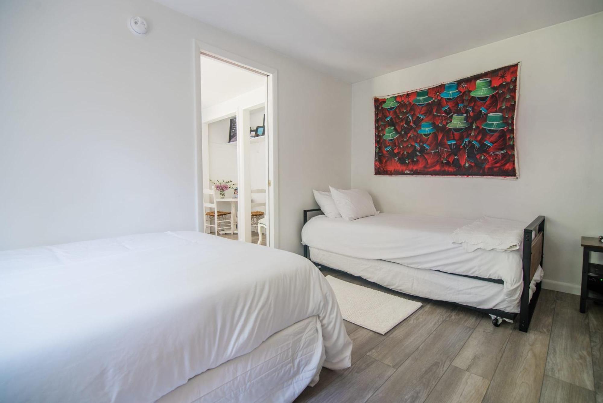 The Flat A Wanderlust Abodes Property Central Lake 외부 사진